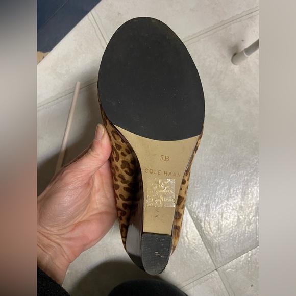 Cole Haan wedge - Picture 3 of 3